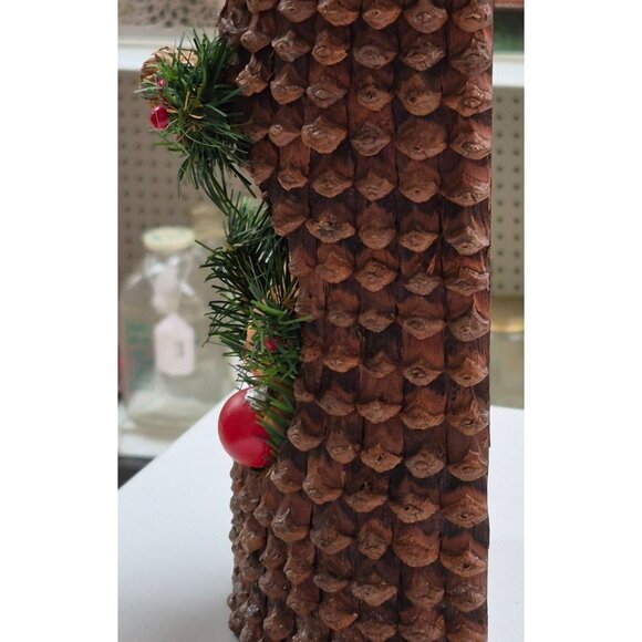 Pinecone Woodland Christmas Decor with Plush Teddy & Ornament - Picture 6 of 7
